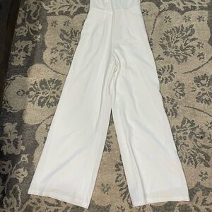 Elegant White Jumpsuit